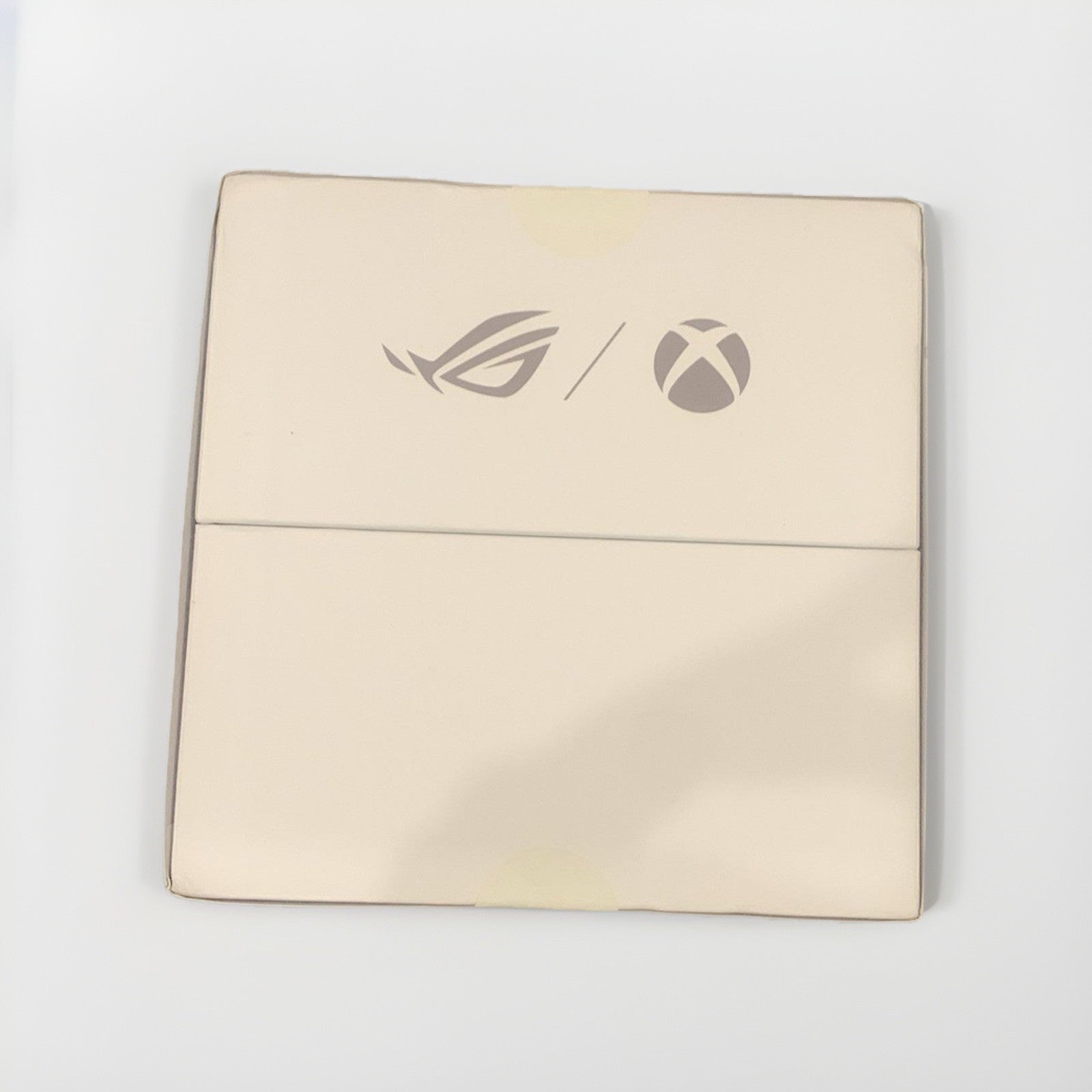 ROG Xbox Ally, 7-inch, 120Hz IPS, AMD Ryzen Z2, 16GB RAM, 512GB SSD, Handheld PC