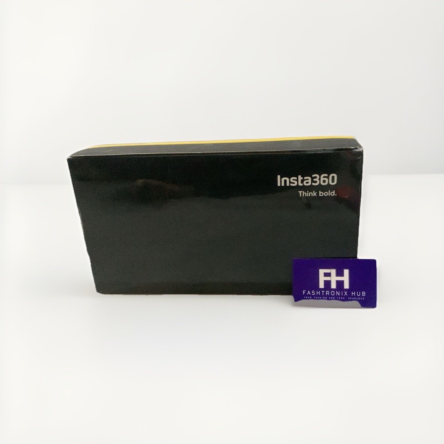 Insta360 X5 Adventure Bundle-Invisible Selfie Stick, Extra Battery, 256GB